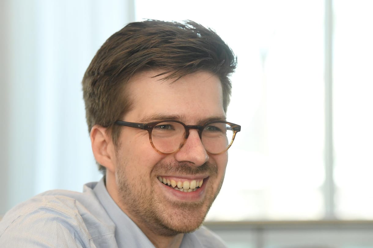 Mit keres Dustin Hoffmann egy pártban Goebbelsszel? Német humor az EP-ben