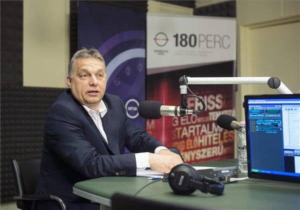 Gulyás Gergely leleplezte Orbán vakcina-jósgömbjét