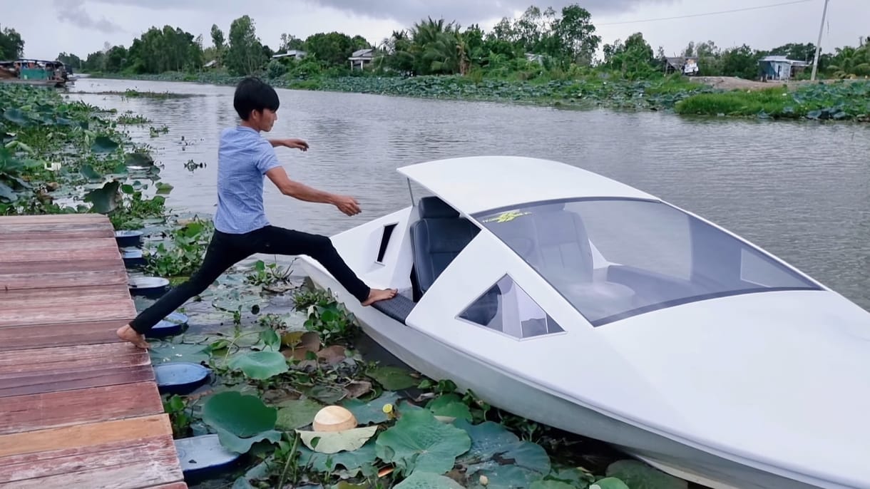 90 nap alatt épített romokból egy tökéletes motorcsónakot egy vietnami videós