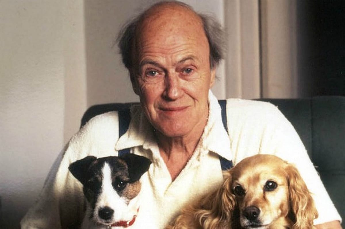 „Abszurd cenzúra” – nagy a felháborodás a Roald Dahl-könyvek megbuherálása miatt