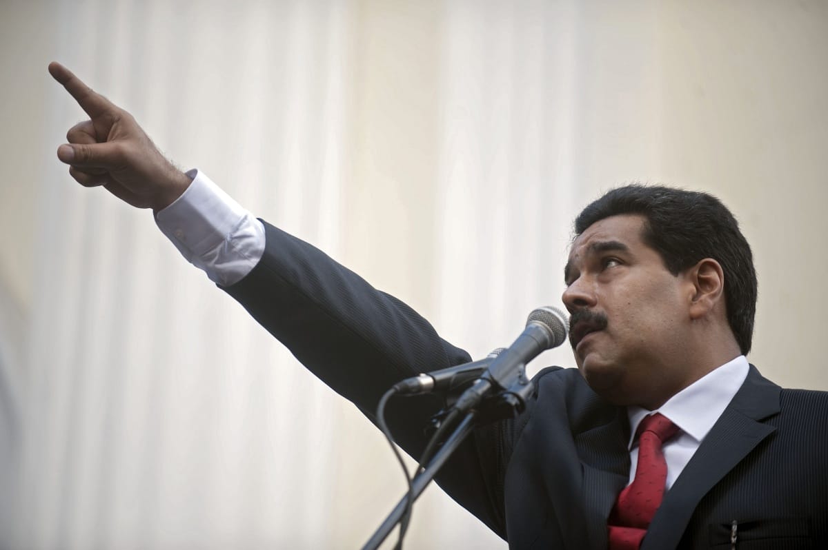 Az olajár miatt nagy bajban van Oroszország és Venezuela