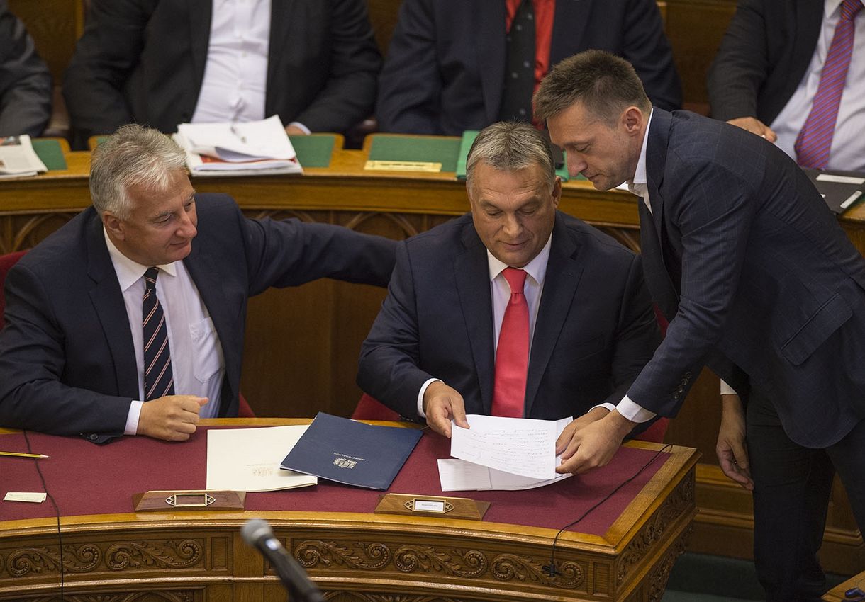 Az MSZP-s Molnár Zsolt nyilvános vitára hívta Rogánt