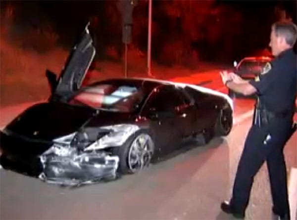 Összetörték a frissen vásárolt Lamborghinit, majd leléptek – videó