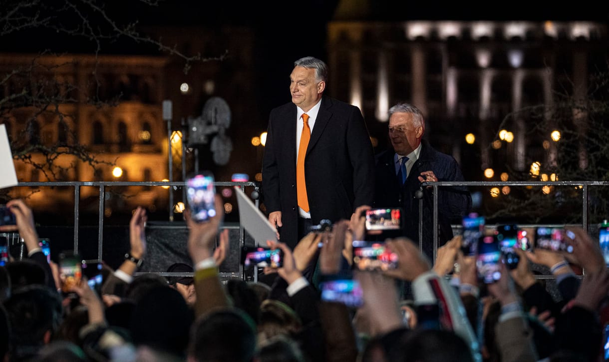 NZZ: Orbán Viktor nyert, és először szerezhetett listán is többséget