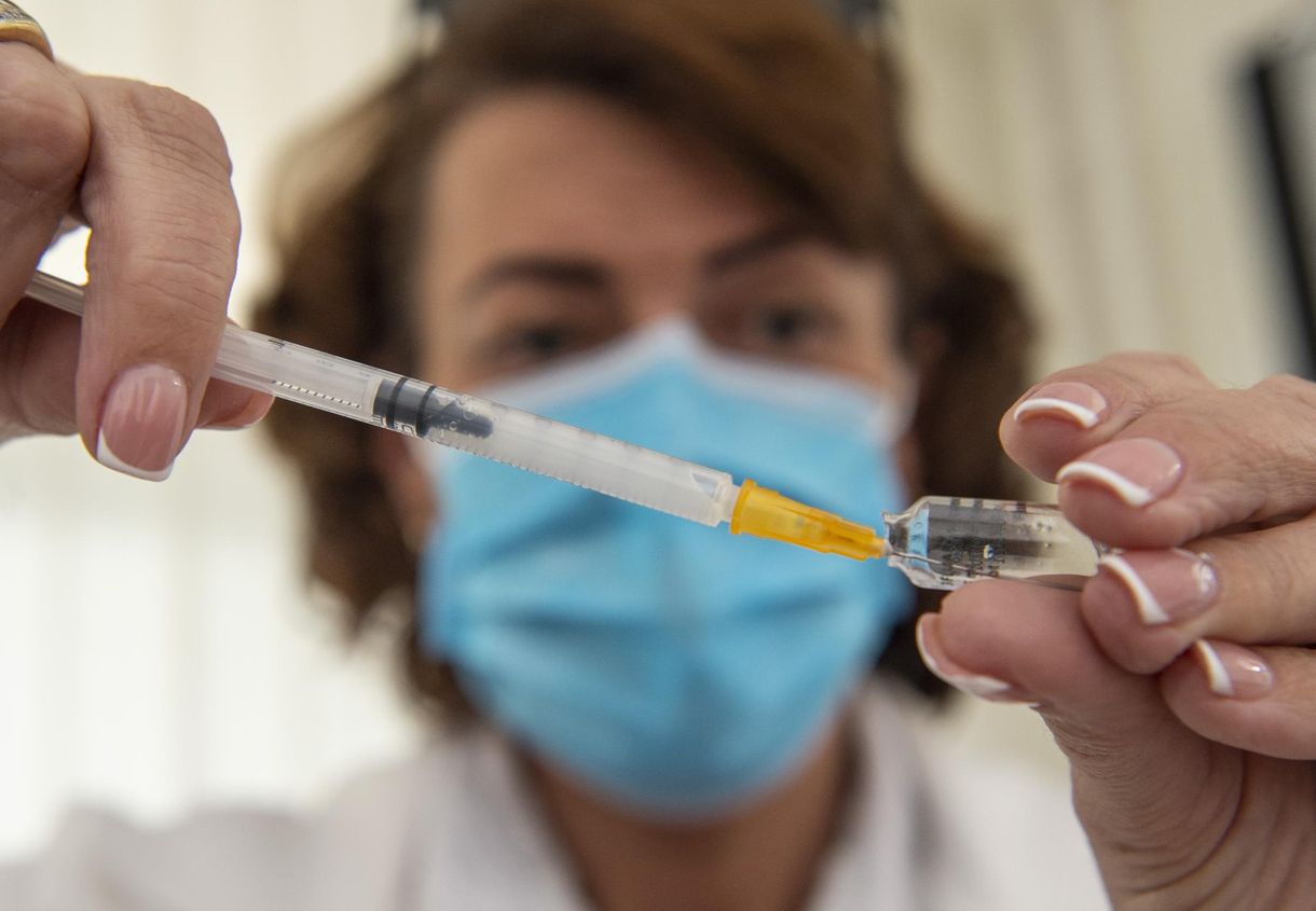 Népszava: Újra az a kérdés az influenzaoltásnál, hogy lesz-e belőle elég