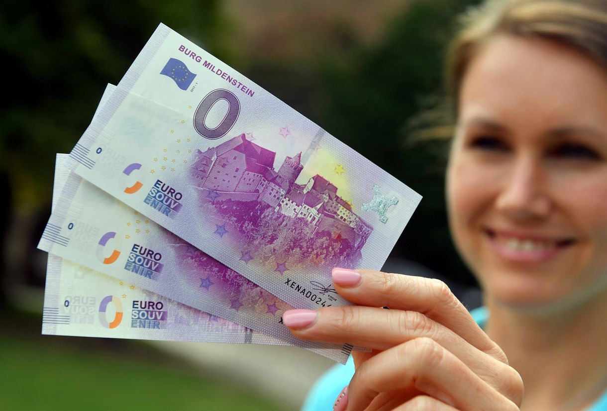 Nem vicc, tényleg létezik 0 eurós bankjegy