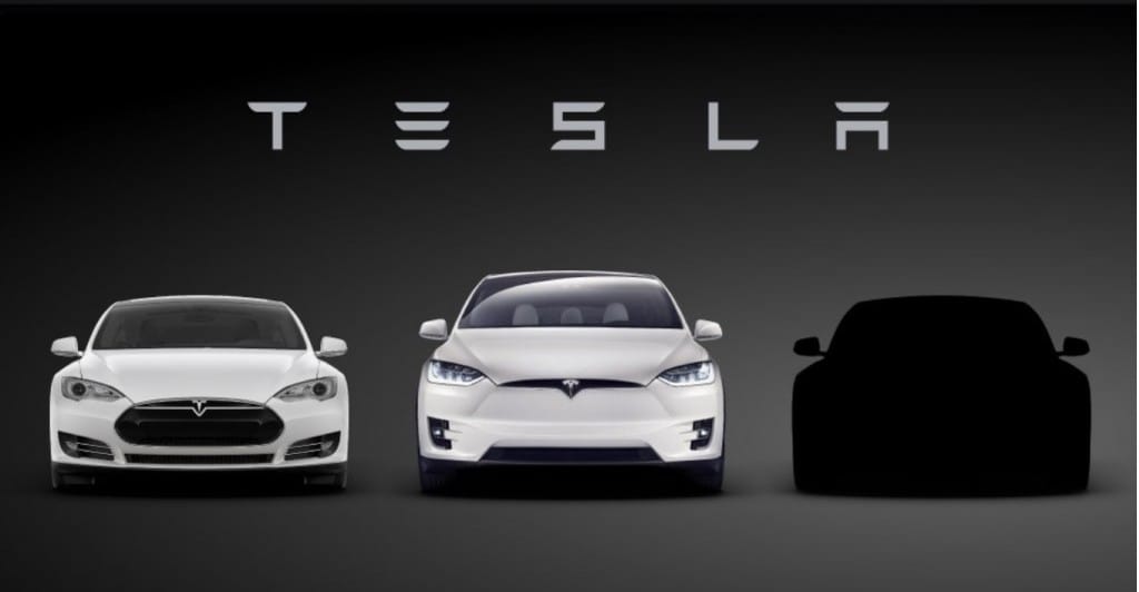 Egy új, titkos járművön dolgozik a Tesla