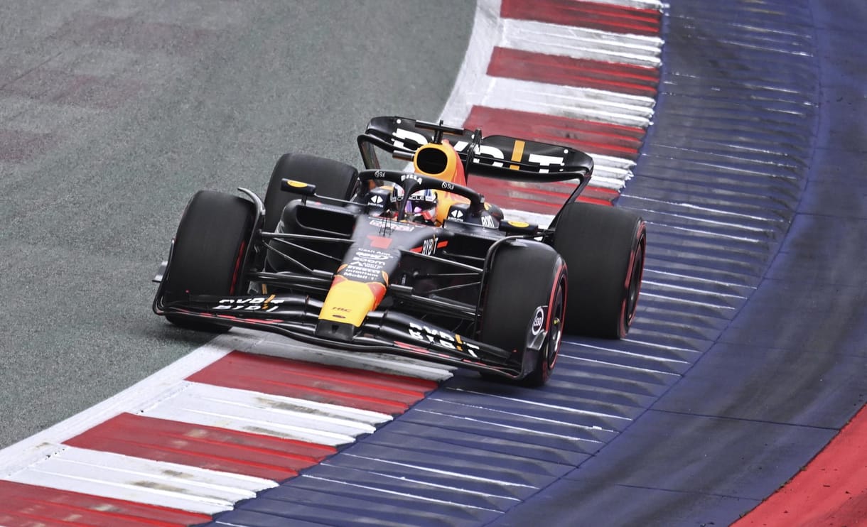 Eddig nincs meglepetés: Verstappené a pole Ausztriában