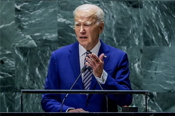 Joe Biden: történelmi mérföldkő a fosszilis üzemanyagok kivezetéséről szóló döntés