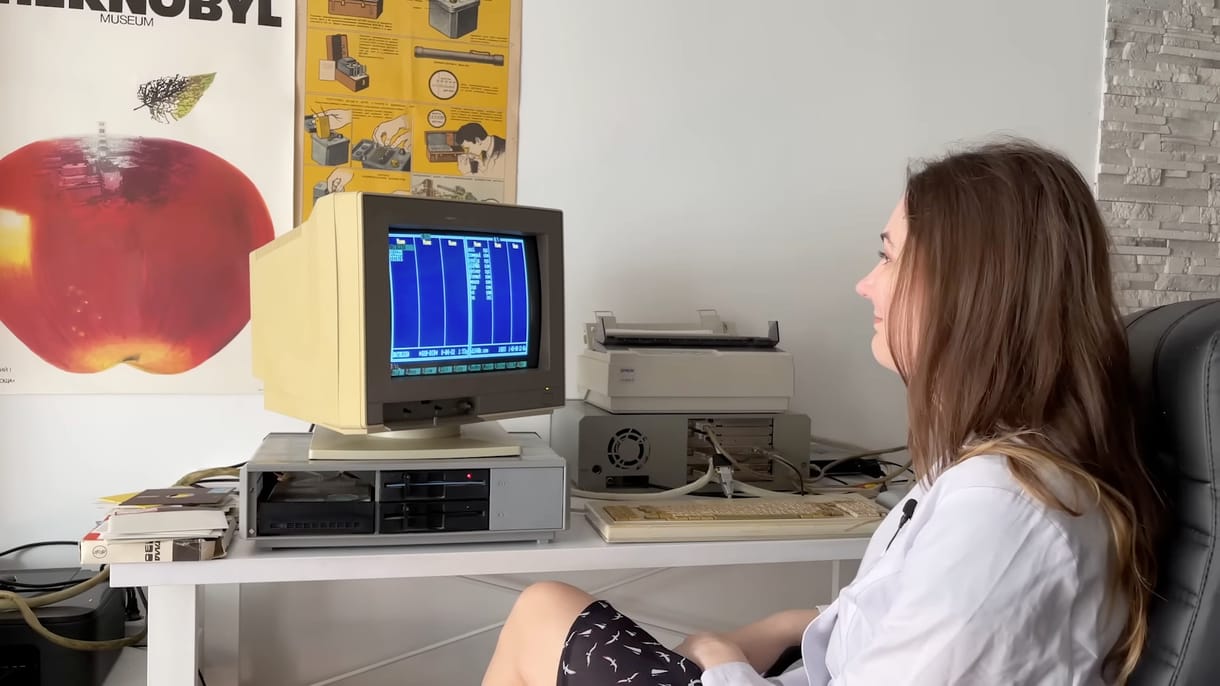 Összeraktak egy szovjet PC-t, amilyet Csernobilnál is használtak (videó)