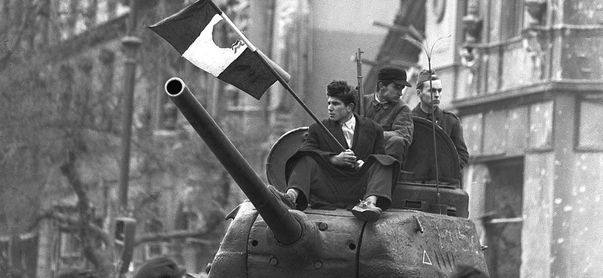 Ungváry Krisztián: Kommunista propaganda, amit a Fidesz prominensei hangoztatnak 56-ról