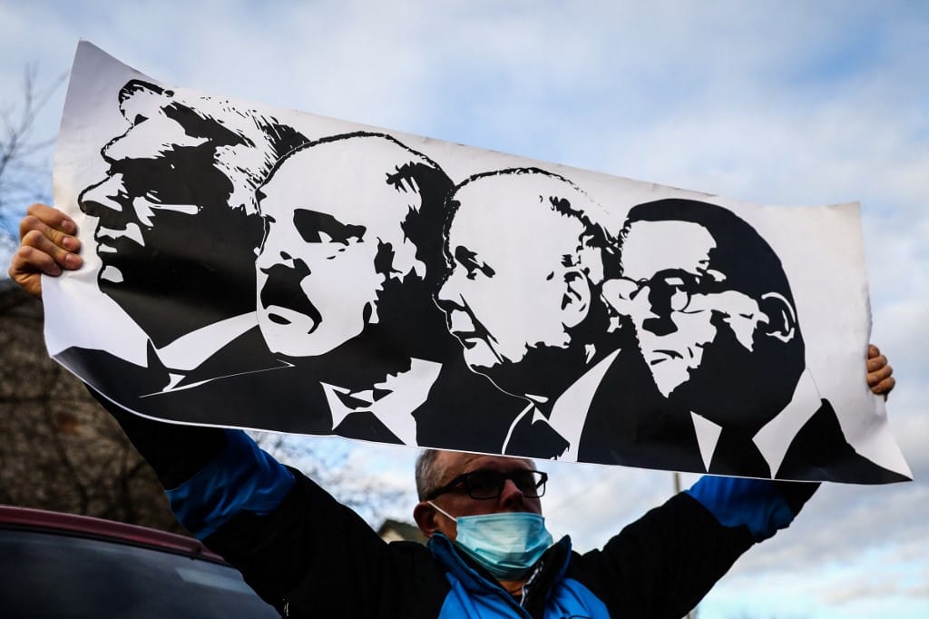 Die Welt-kommentár: Téveszme, hogy a jobboldali populisták megszelídülnek, ha hatalomra kerülnek