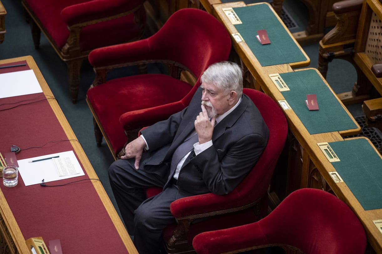 Kásler Miklós műsorvezetőnek áll: a Magyarságkutató oldalán fogja megfejteni az európai és a magyar identitást