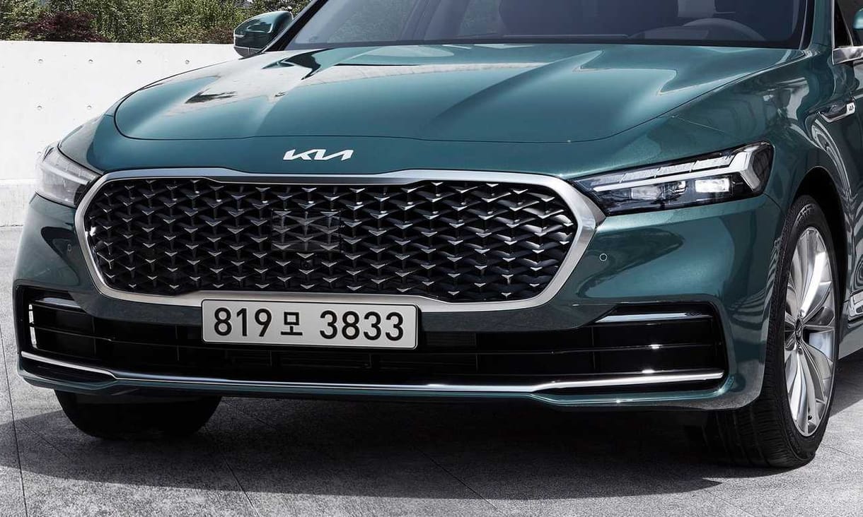 Íme a Mercedes S-osztály új koreai riválisa, a Kia K9