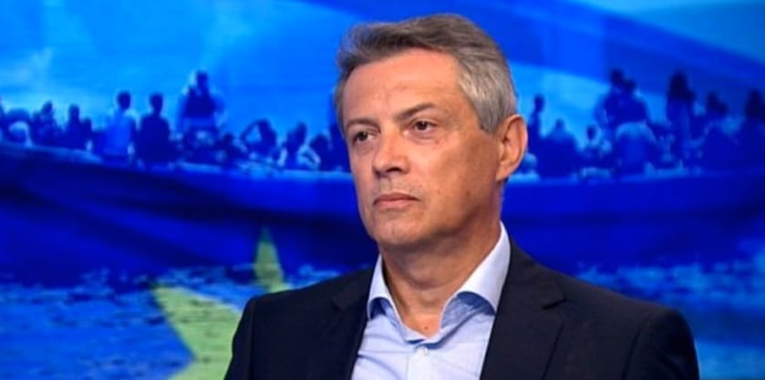 Tarlós biztonságpolitikai szakértőjének azonnali kirúgását követeli a DK