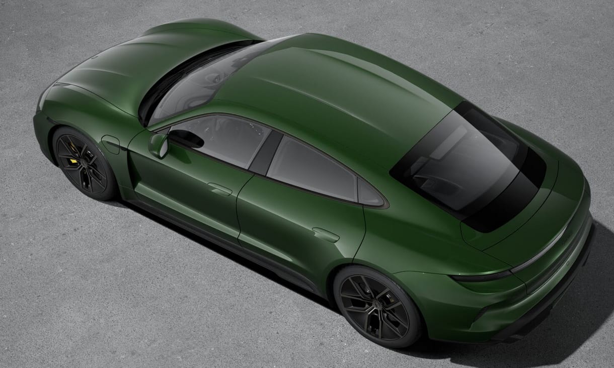 Magyarországon a 952 lóerős, legújabb Porsche Taycan