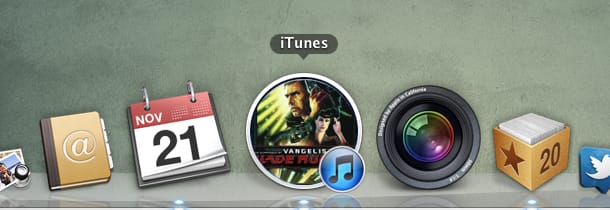 Az iTunes ikonjának cseréje az éppen játszott dal borítójára