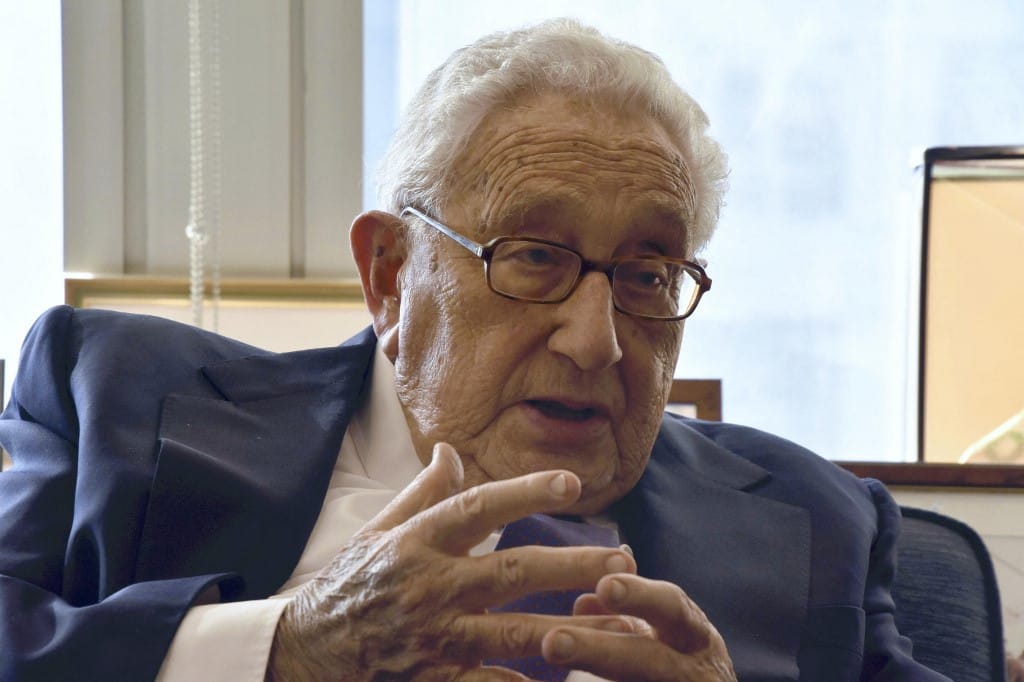Meghalt Henry Kissinger