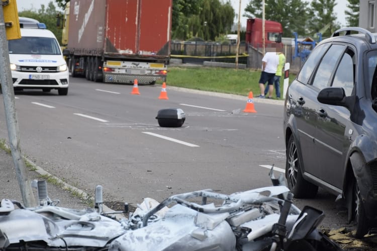 Meghalt egy motoros Szolnok külterületén