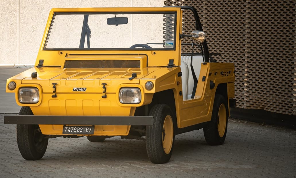 Tengerpartra való kis Fiat 126-osra vágyik? Most lecsaphat egyre