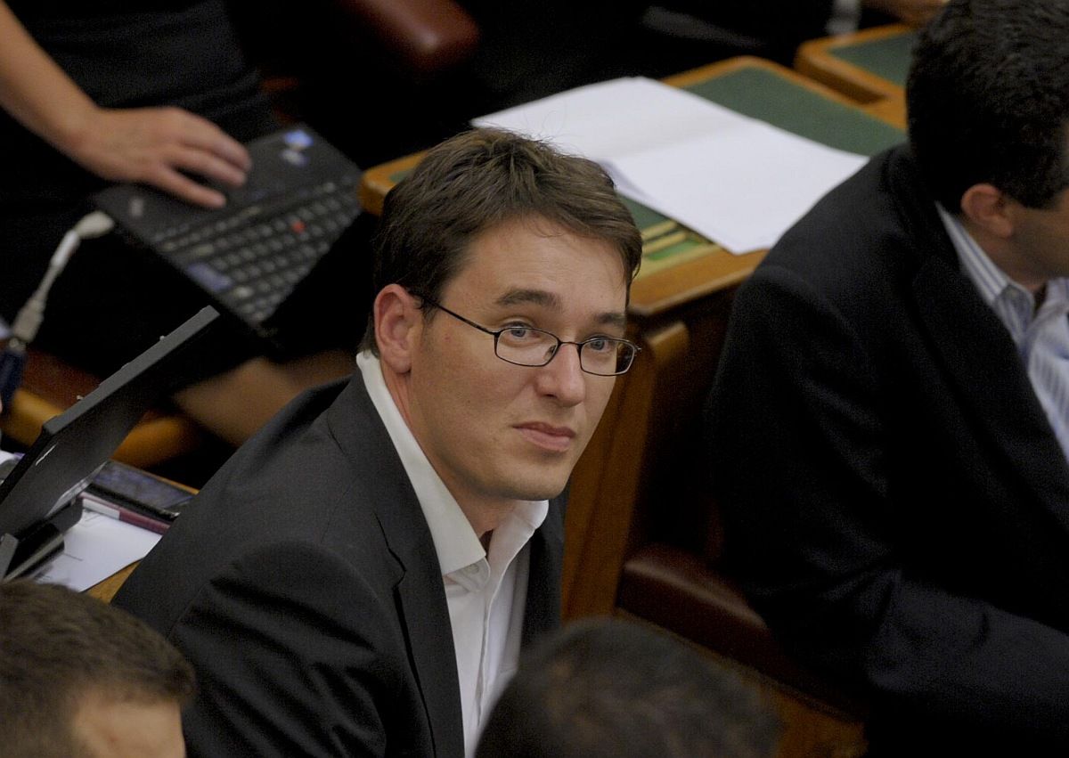 Karácsony az Ángyánt lejárató MTI-hírről: nemcsak aljasak, de bénák is