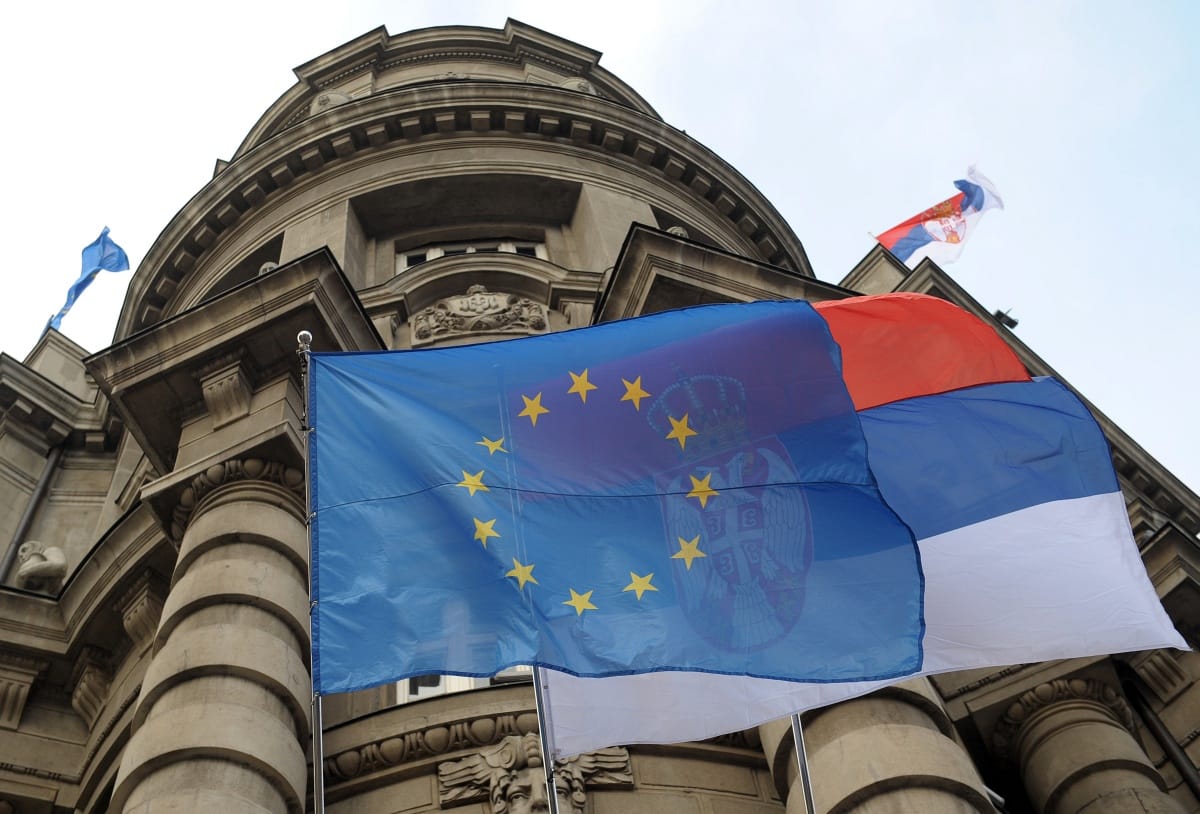 Sikersztori, vagy kártyavár épül szomszédunkban?
