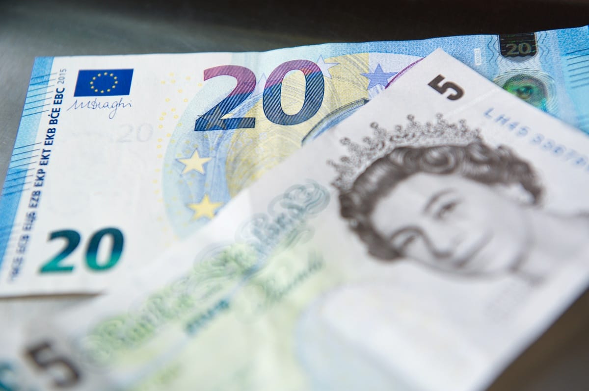 Lazít a Brexit miatt a brit jegybank?