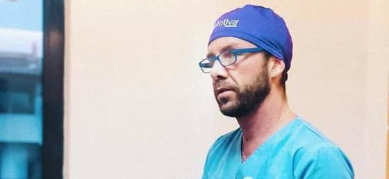 Álügyvéd szerezte be a hamis papírokat a kamusebésznek