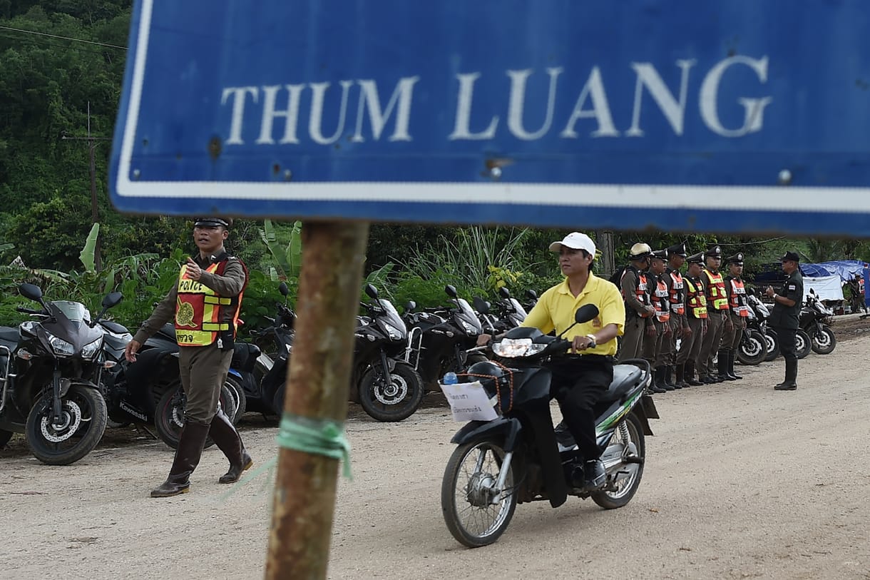 Kihozták a nyolcadik fiút is a thai barlangból