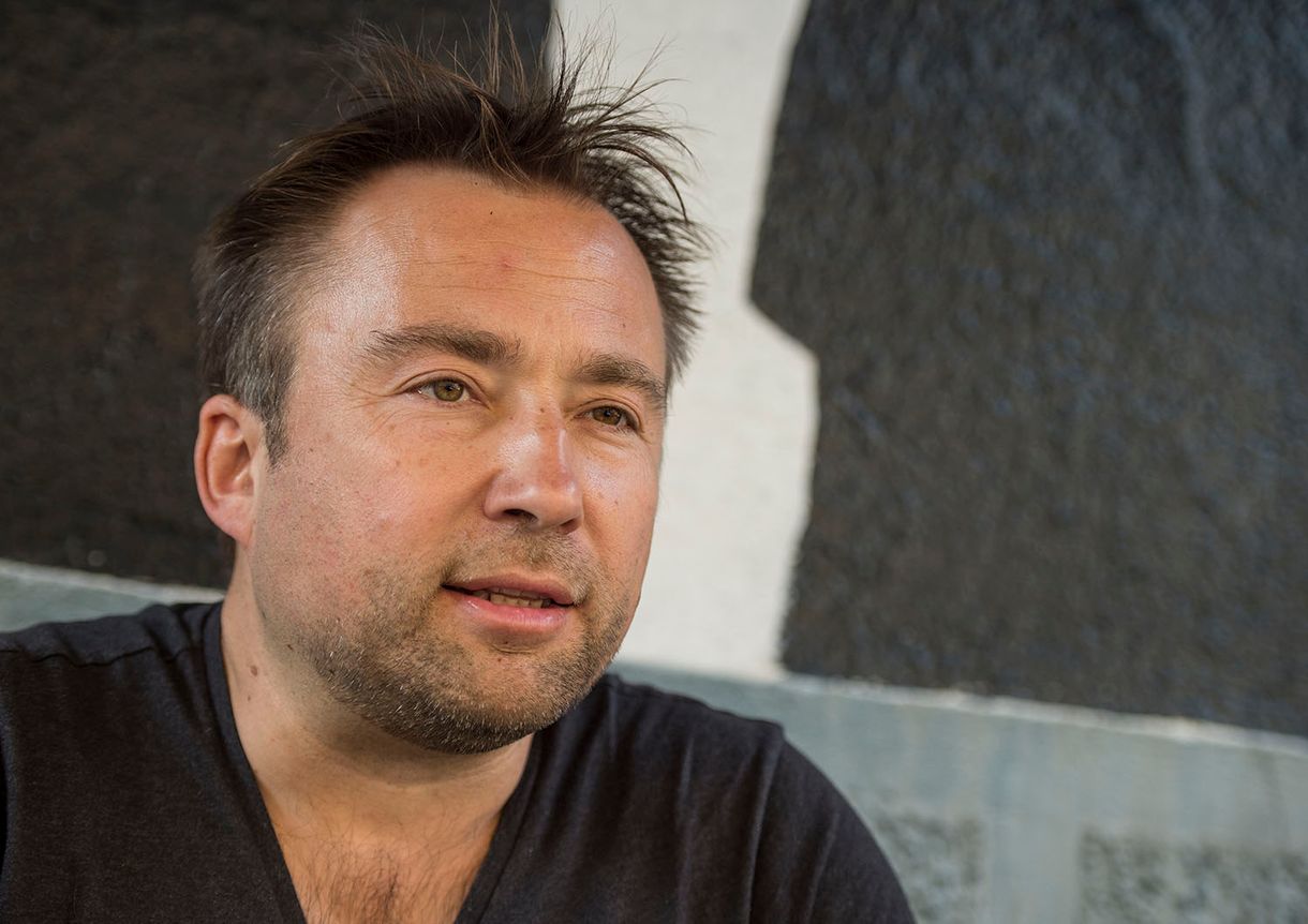 „Folyamatosan formatálják a múltunkat, és mi ezt elfogadjuk”