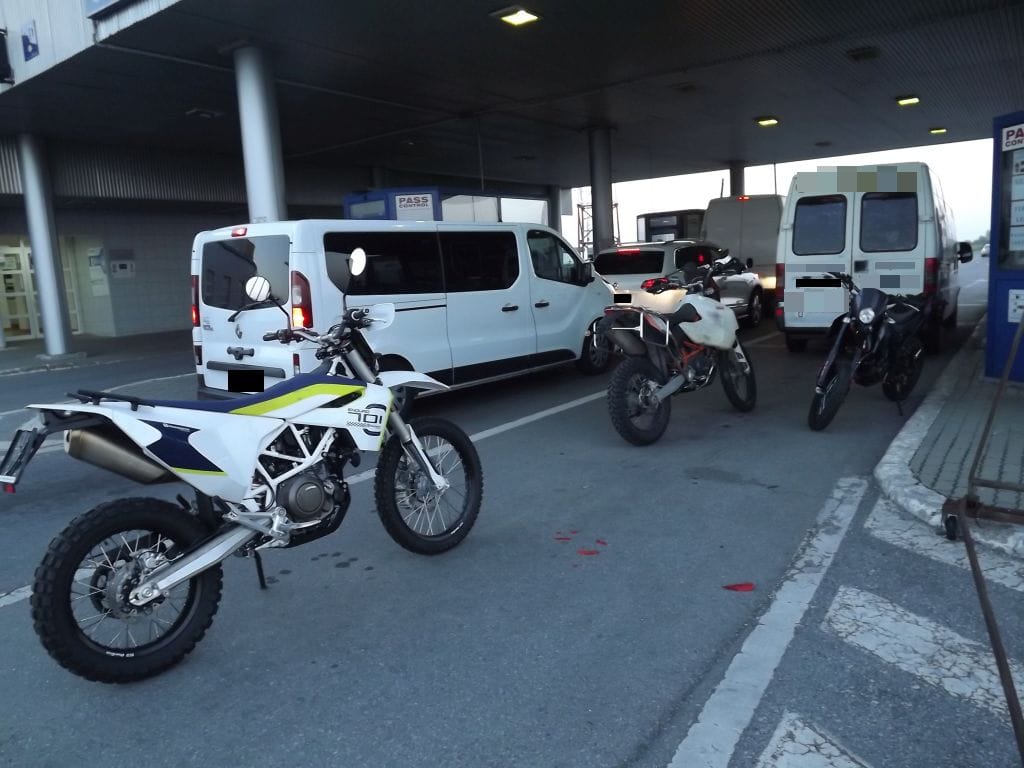 Háromból két motor lopott volt egy román autós szállítmányában
