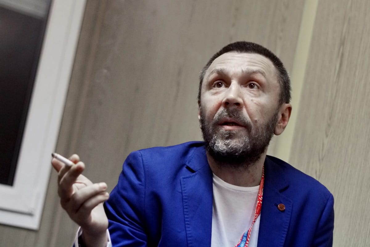 „Jönnek a földönkívüliek, és elrendezik a dolgokat” – Leningrad-interjú