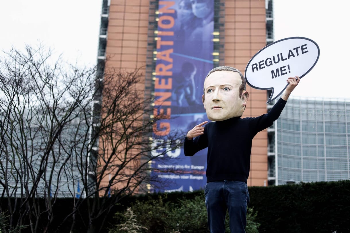 Ausztrália csatát nyert a Facebook ellen, a világ országai követnék a receptet