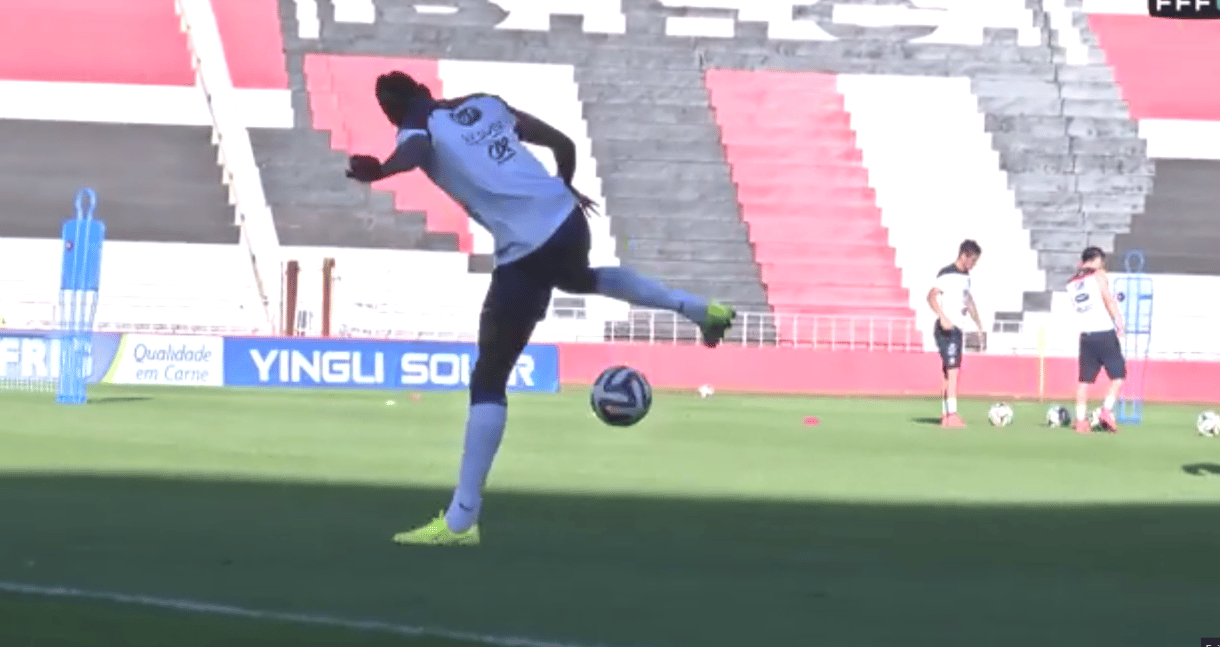 Jesszus, hogy emelte fel Pogba!