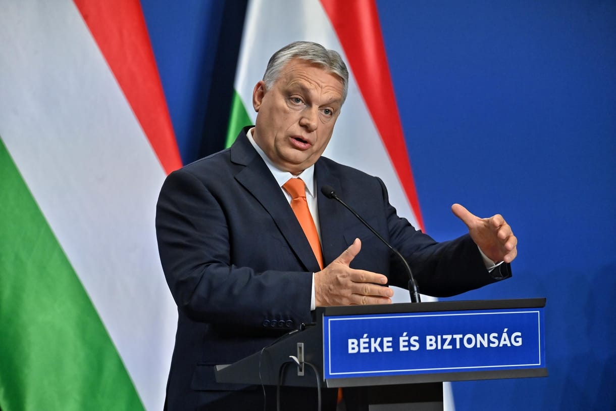 Economist: Orbán előtt egyre inkább bezárul a világ