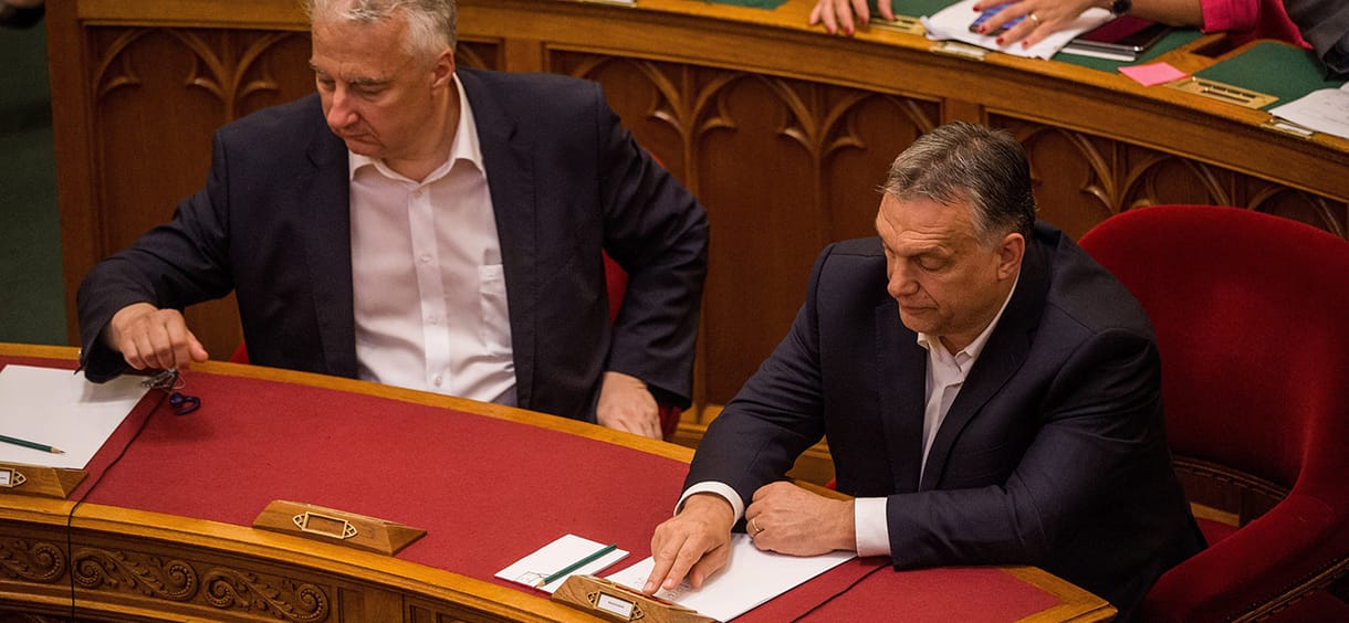 Magyarország 2018: az ápoltak megemelik a saját bérüket, az ápolók meg belerokkannak
