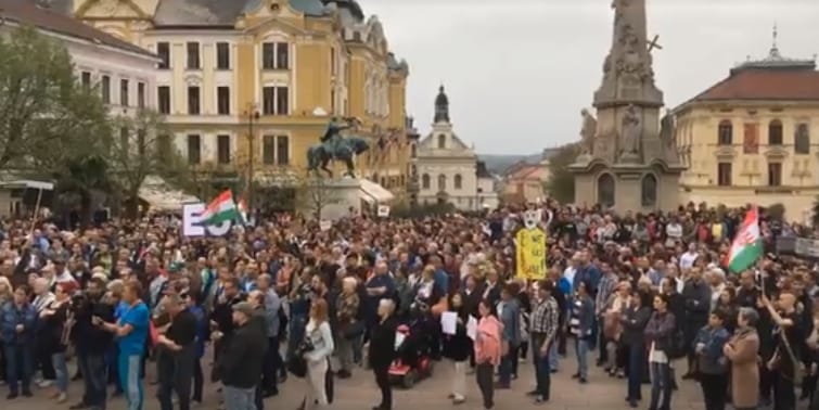 Ha minden igaz, anyák napján lesz a következő nagy pécsi tüntetés