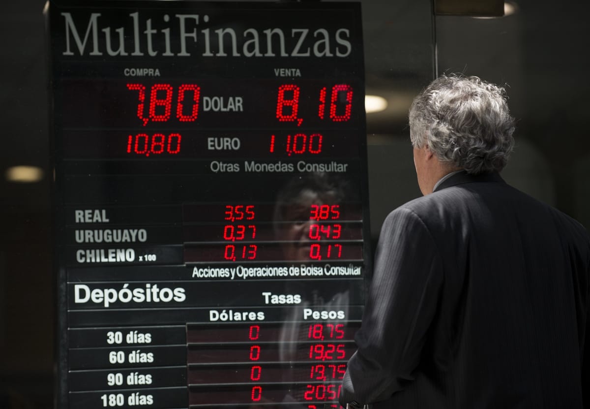 Újra bajban van Argentína, bekopogtatott az IMF-hez