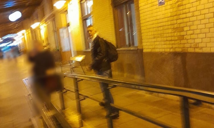 Fotó alapján keresik a Kaposváron kalauzt bántalmazó férfit 
