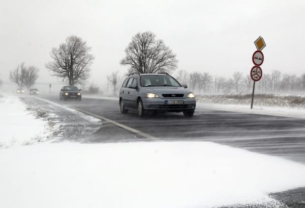 Sokfelé havazik még, több autópályán vannak latyakos szakaszok