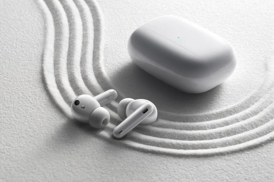 Új fülhallgatót villantott a Honor, testhőmérsékletet is mér az Earbuds 3 Pro