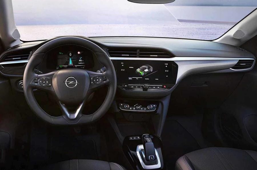 Nem vicc: Kipufogógáz-mérés miatt hívták vissza az elektromos Opel Corsákat