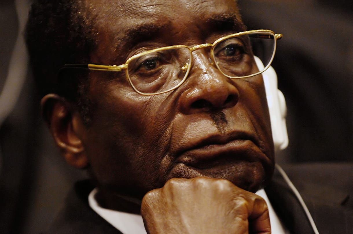 Mugabe bajban: furcsa puccs robbant ki Zimbabwében