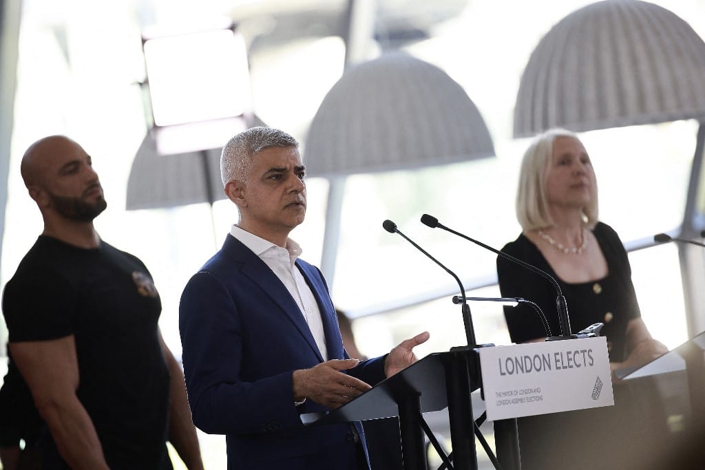 Újra Sadiq Khant választották London polgármesterévé