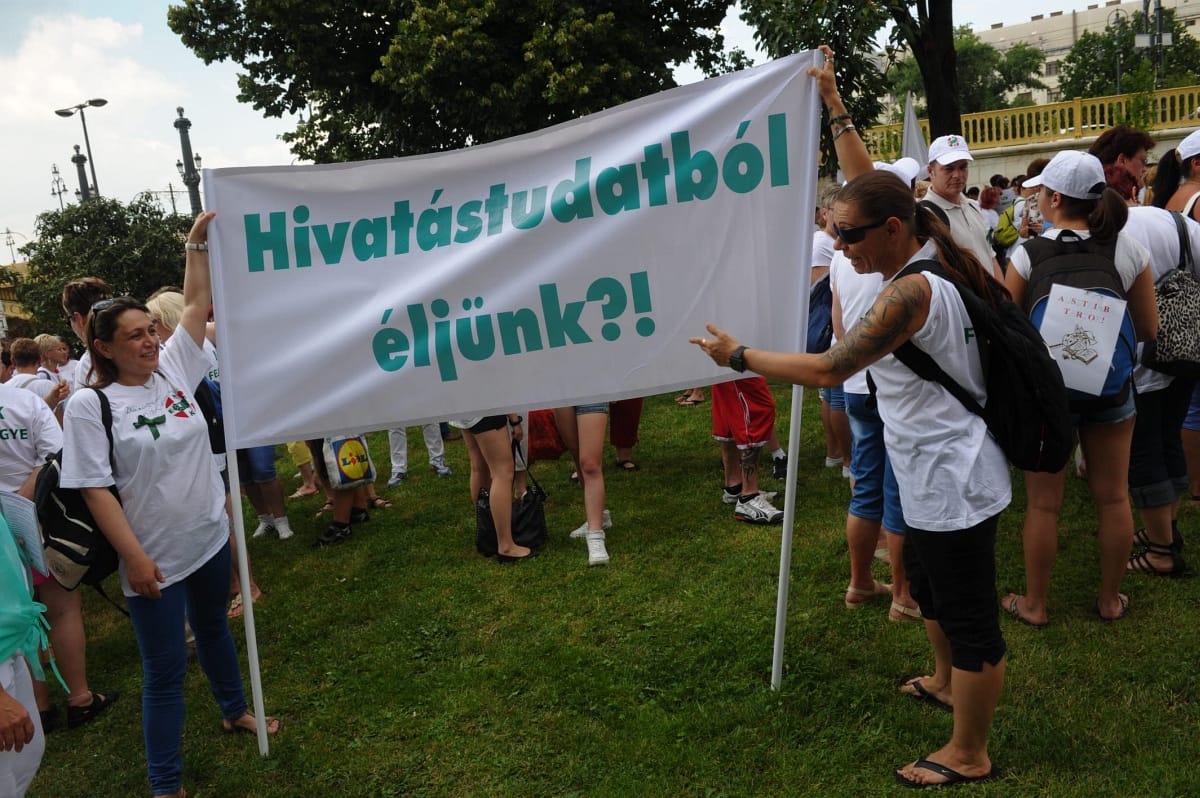 Késő éjjel megállapodtak az egészségügyi béremelésről
