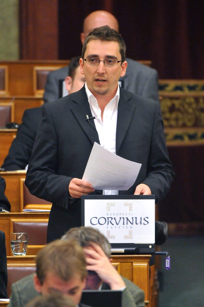 LMP: tiltsa be a kormány az állampapírokkal való spekulációt