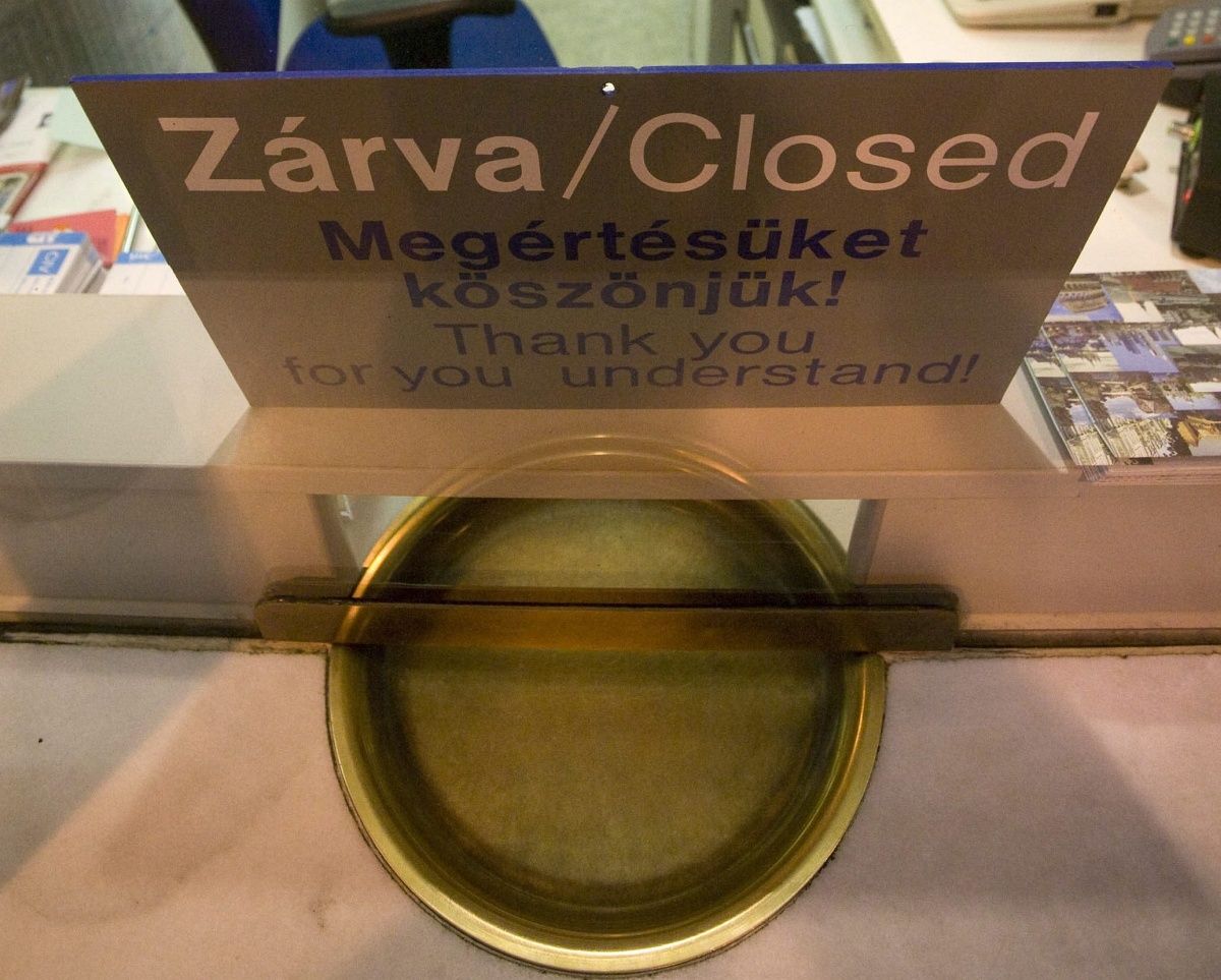 Ha ezt elmulasztja, zárolhatják cége bankszámláját
