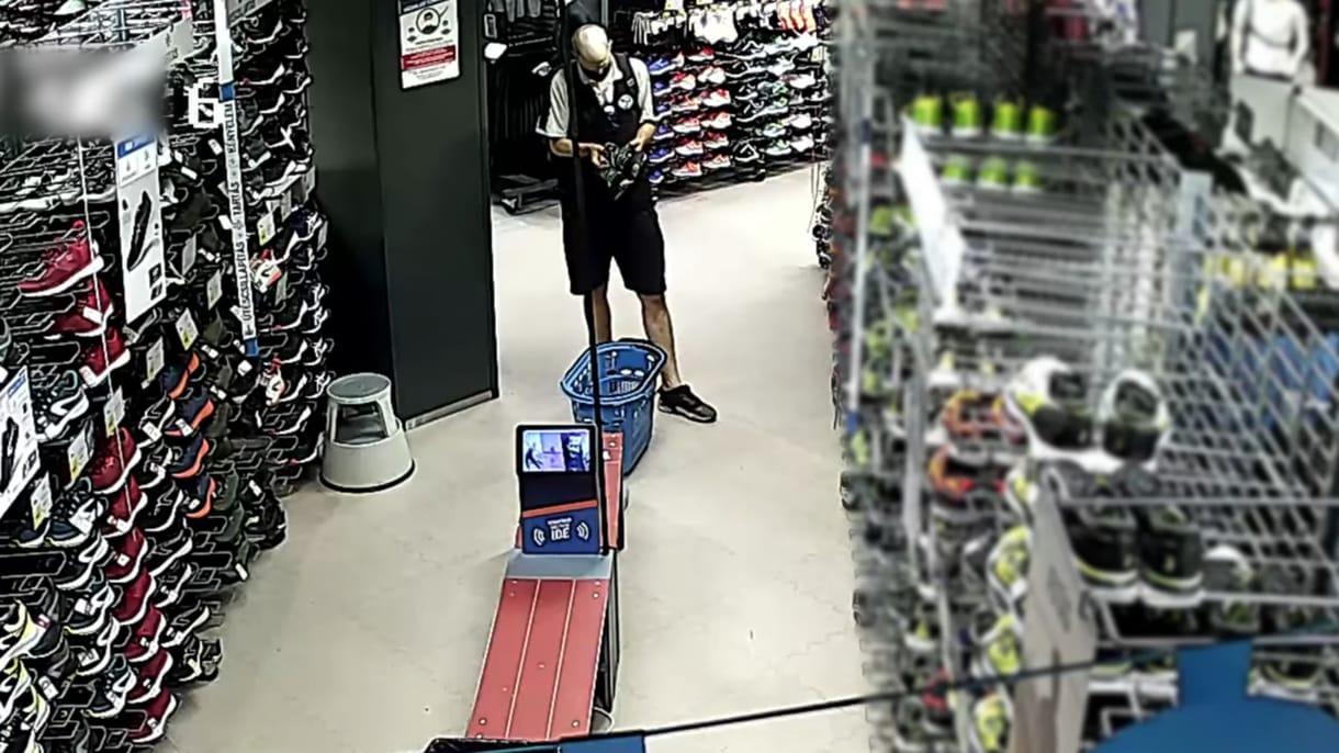 Régi cipőben sétált be a boltba, újban jött ki, fizetni meg „elfelejtett”