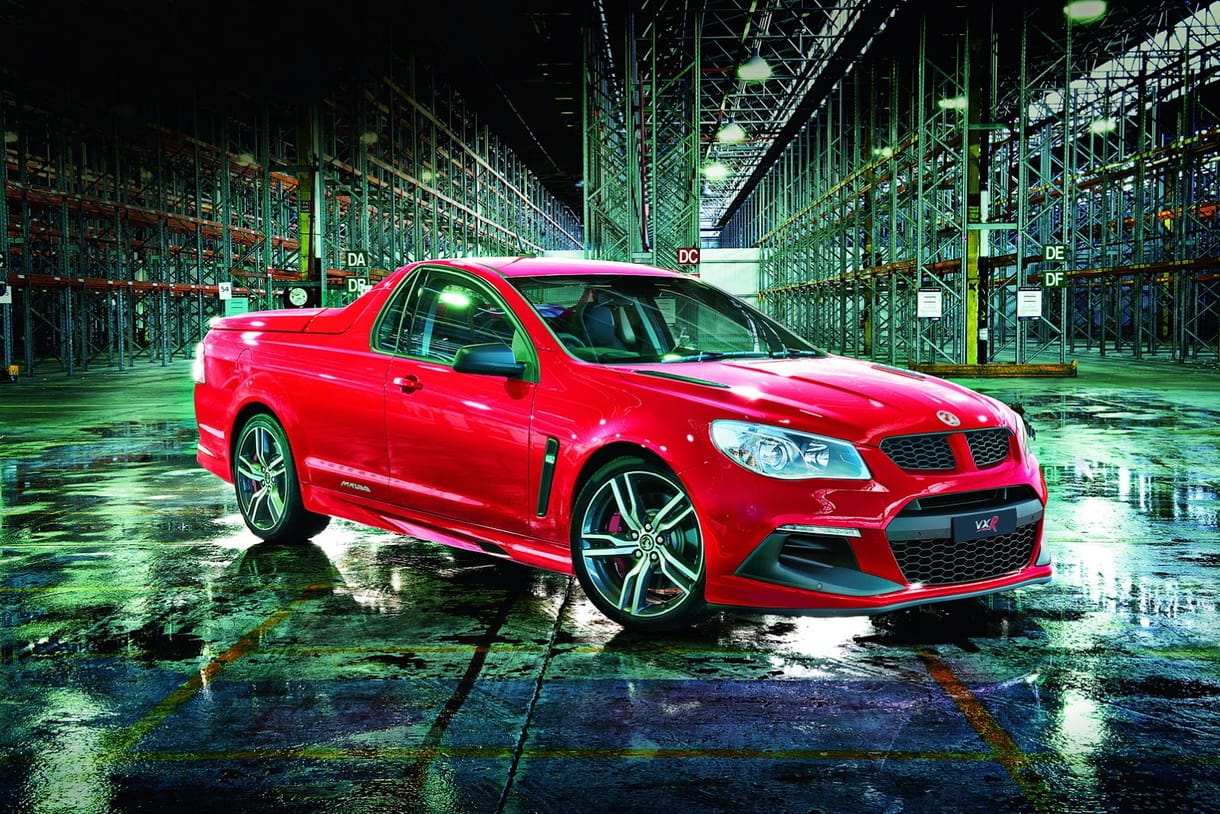 A briteknél ilyet is kapni: platós sportkocsi 536 lóerős V8-as motorral