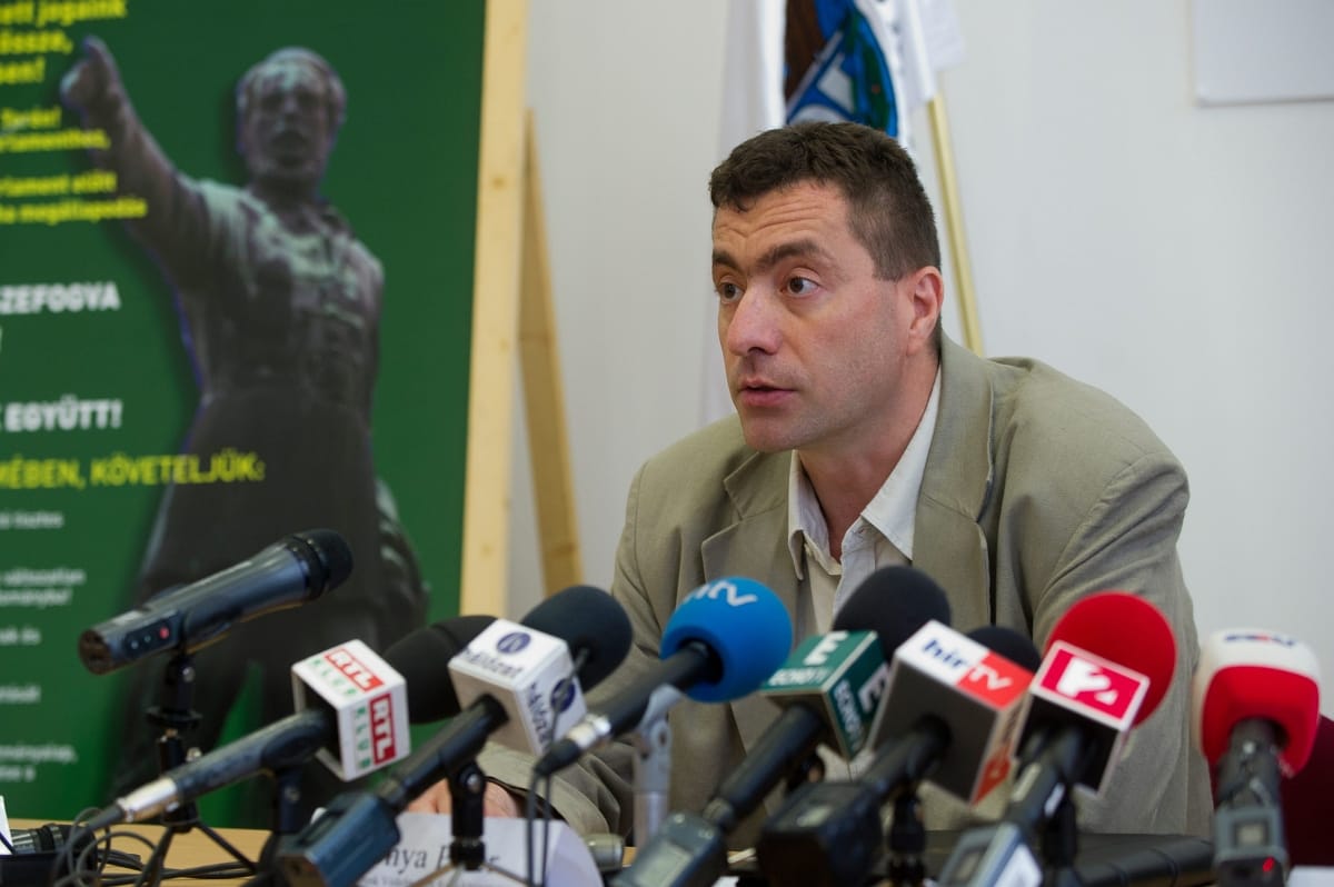 Kónya Péter: A sportnyugdíjas Schmitt Pál tudja-e, mit írt alá?